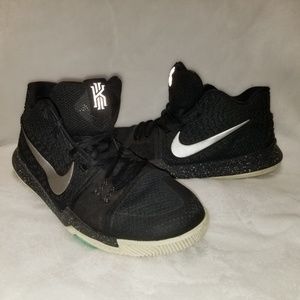 Kyrie Irving Basketball Shoes